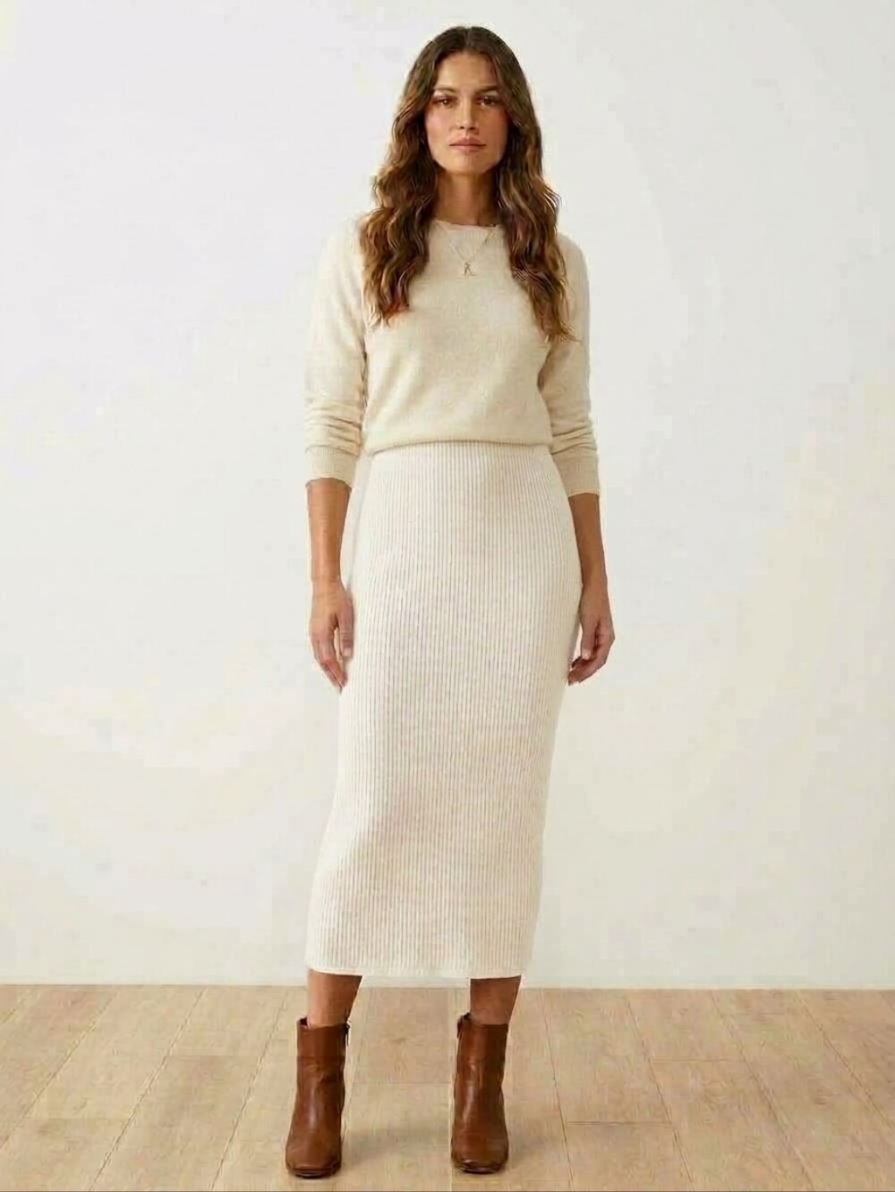 RW&CO Fitted Ribbed Maxi Skirt in Cream Size Small
